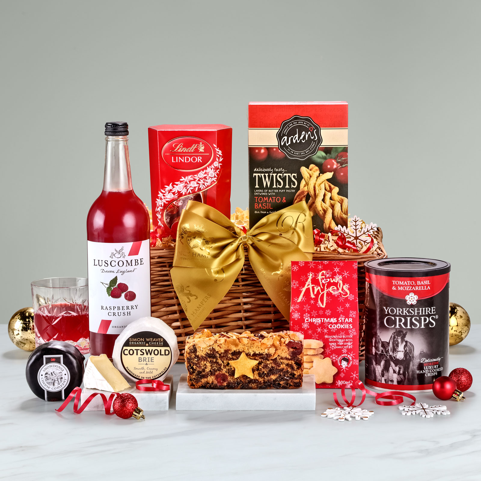 Hamper