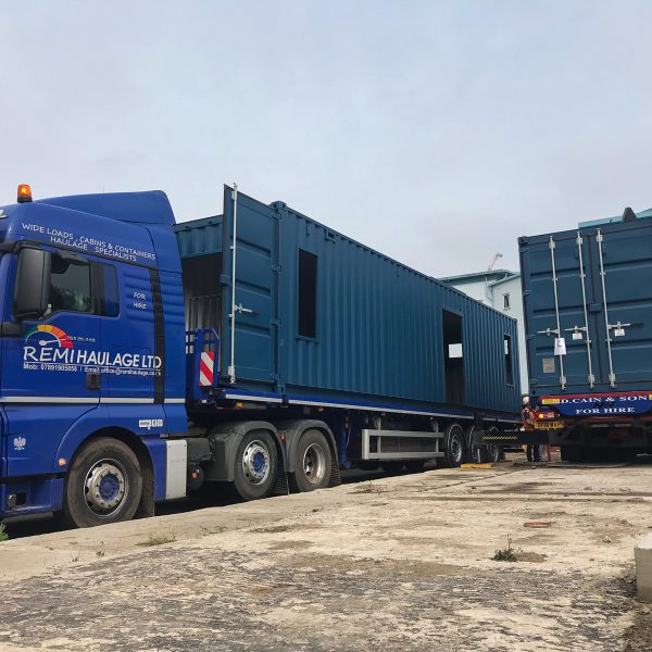 Delivery of 40ft container
